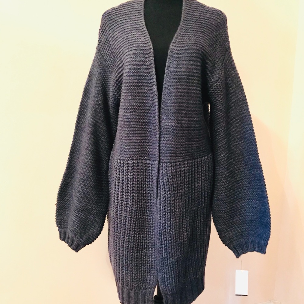 New Solutions cardigan Size L